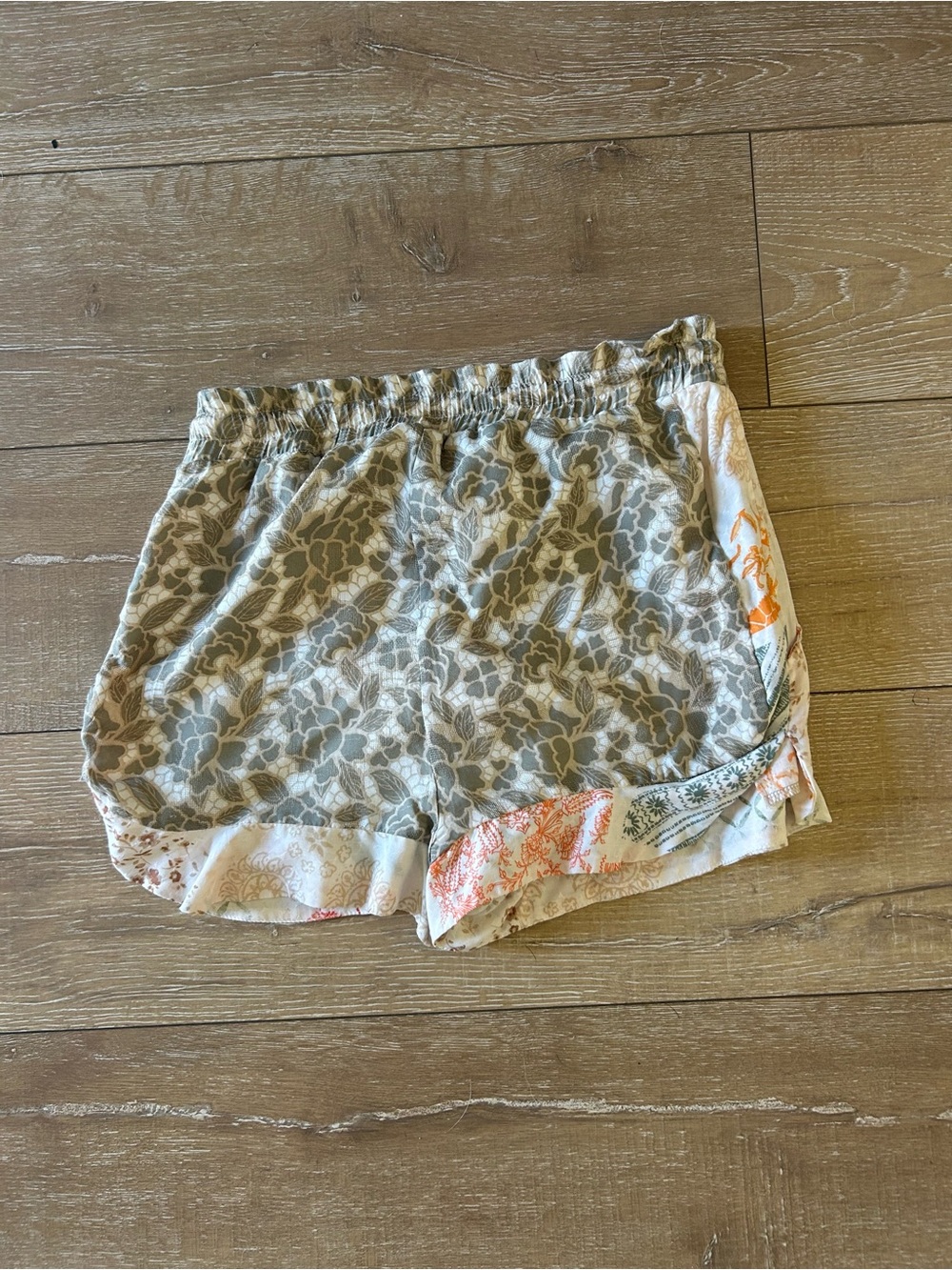 Wanderlux Beautiful Top & Short Set Size XS - Picture 8 of 8